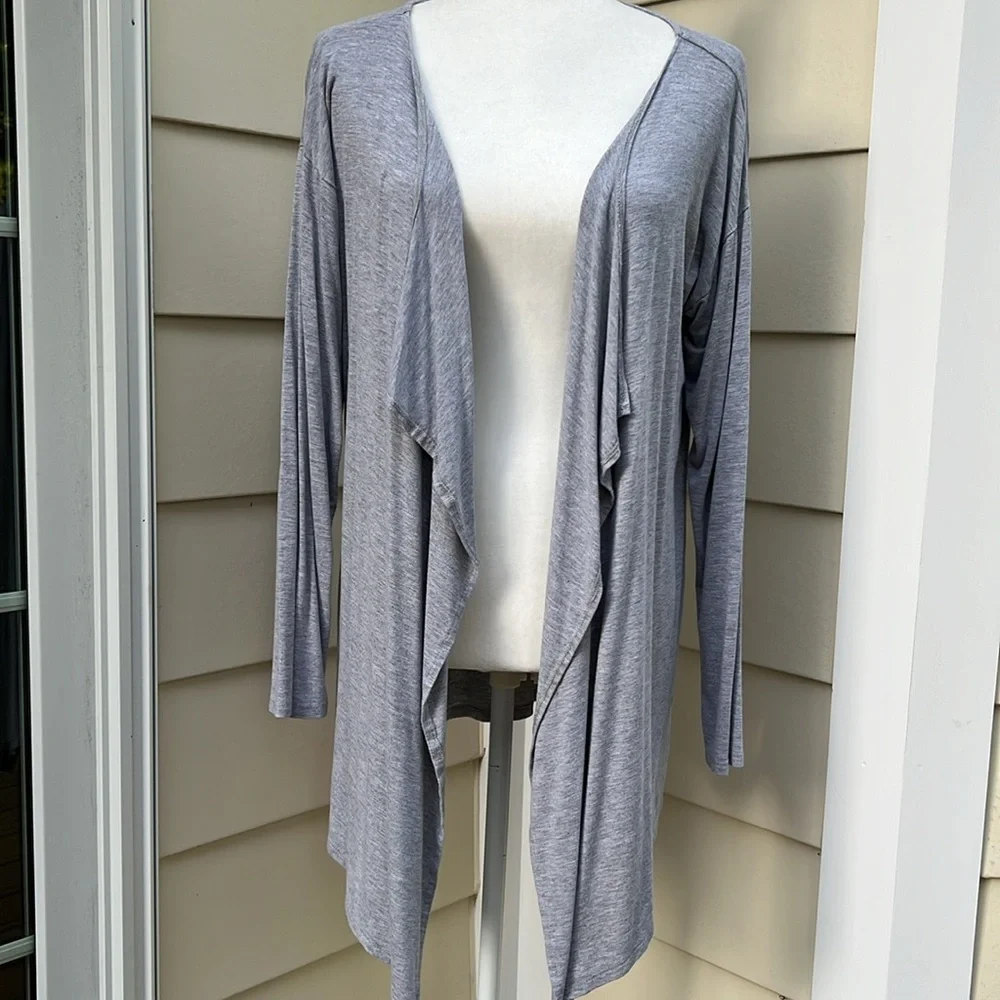 Vince Camuto Draped Waterfall Cardigan Light Gray Open Front  Minimalist Capsule